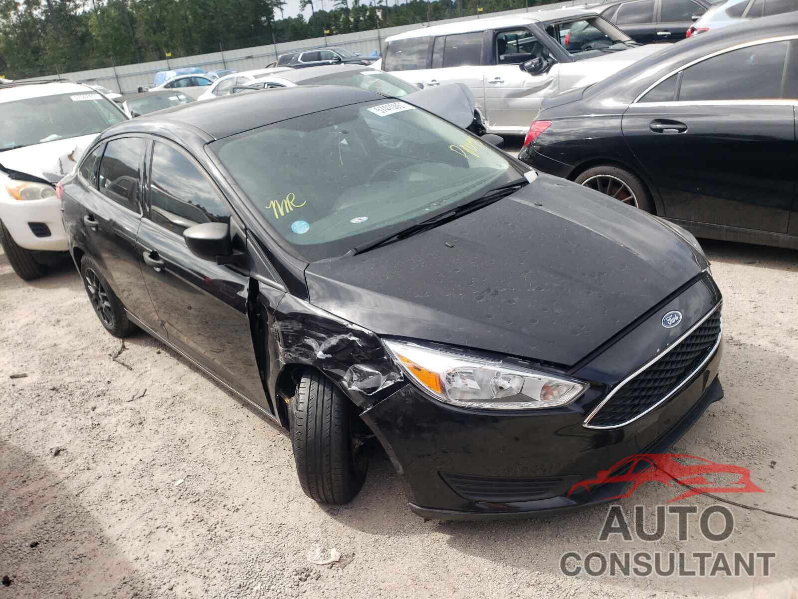 FORD FOCUS 2018 - 1FADP3E23JL267793