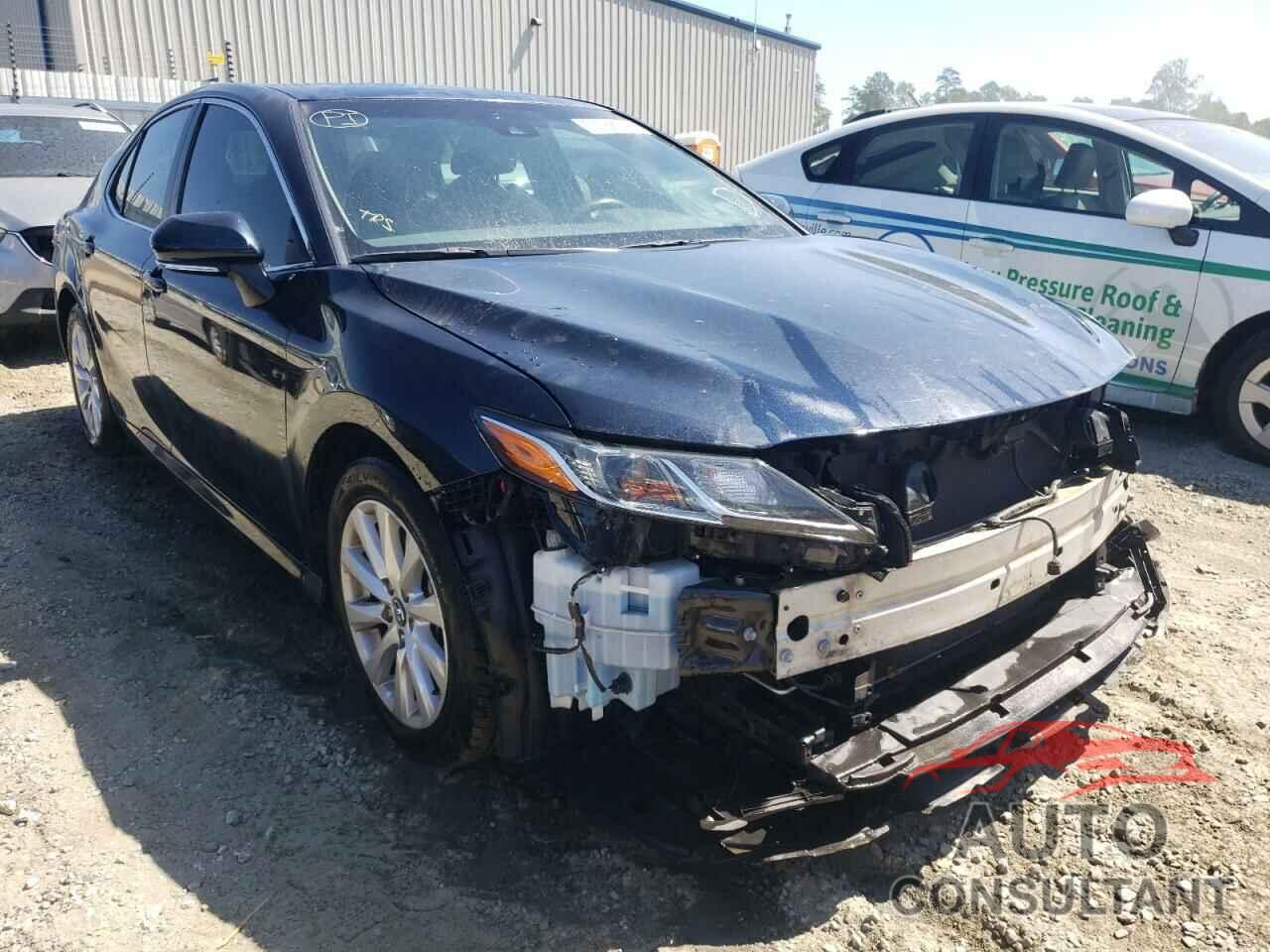 TOYOTA CAMRY 2018 - 4T1B11HK6JU512692