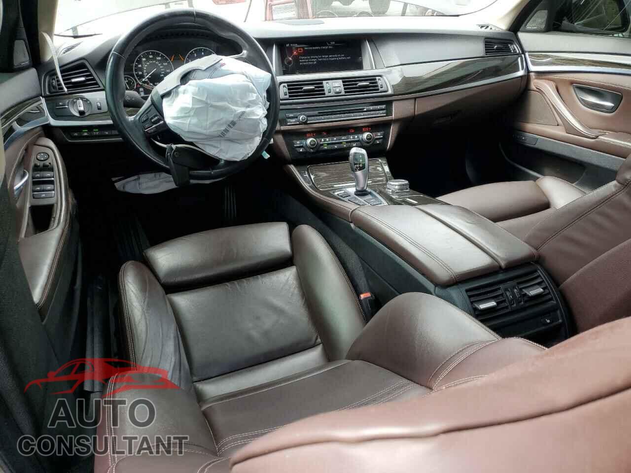 BMW 5 SERIES 2015 - WBA5B3C56FD547684