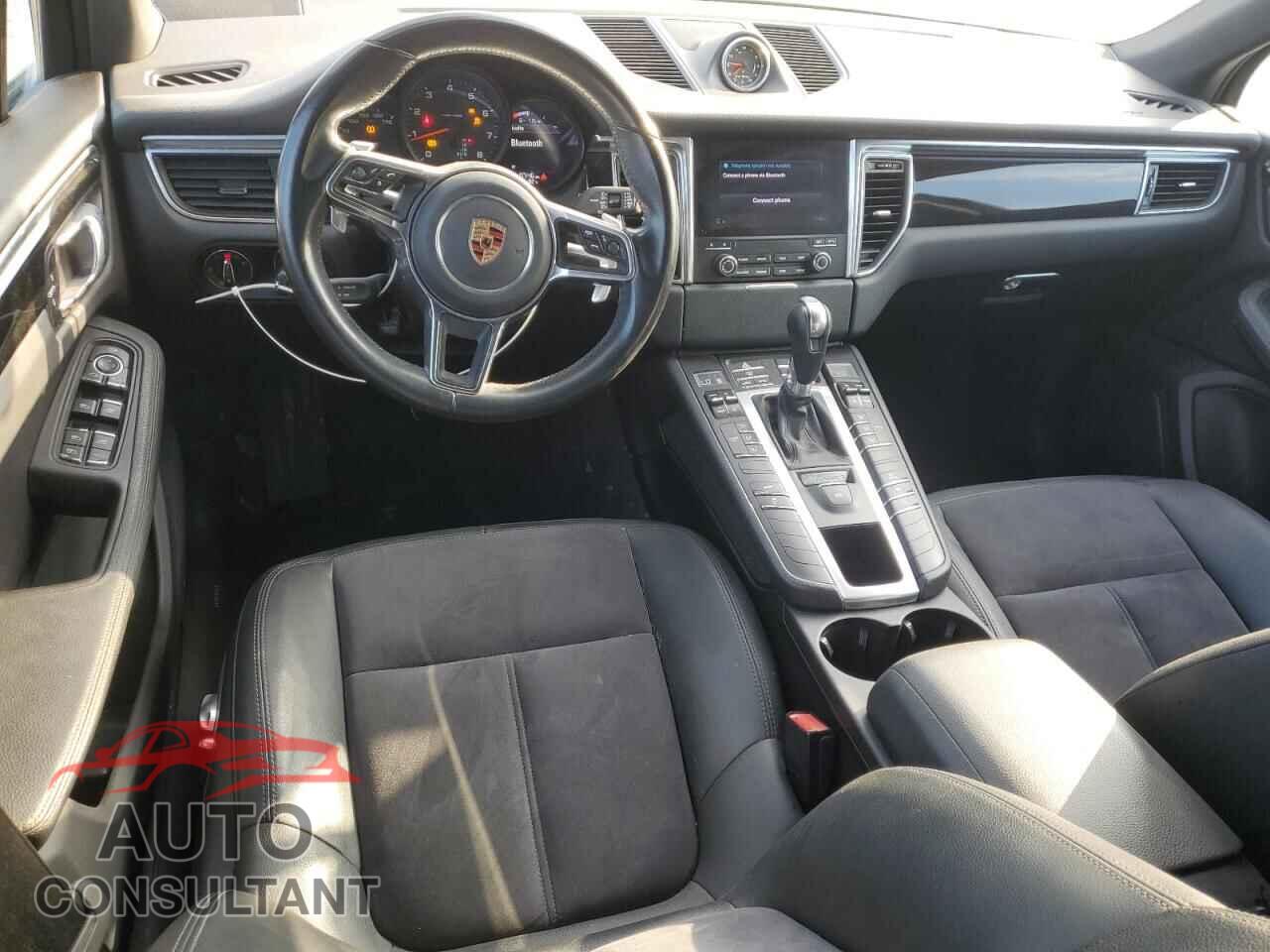 PORSCHE MACAN 2017 - WP1AA2A5XHLB82015