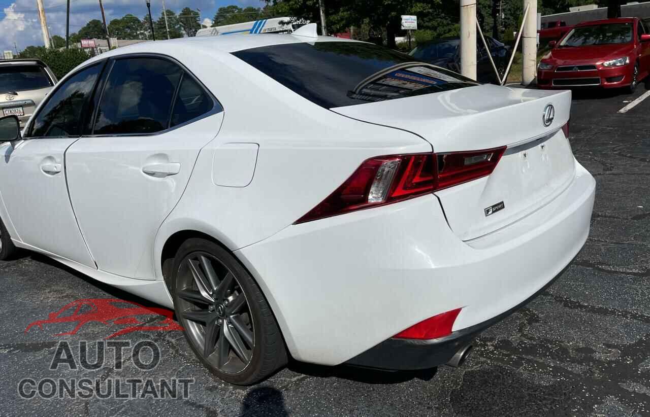 LEXUS IS 2016 - JTHBA1D2XG5004897