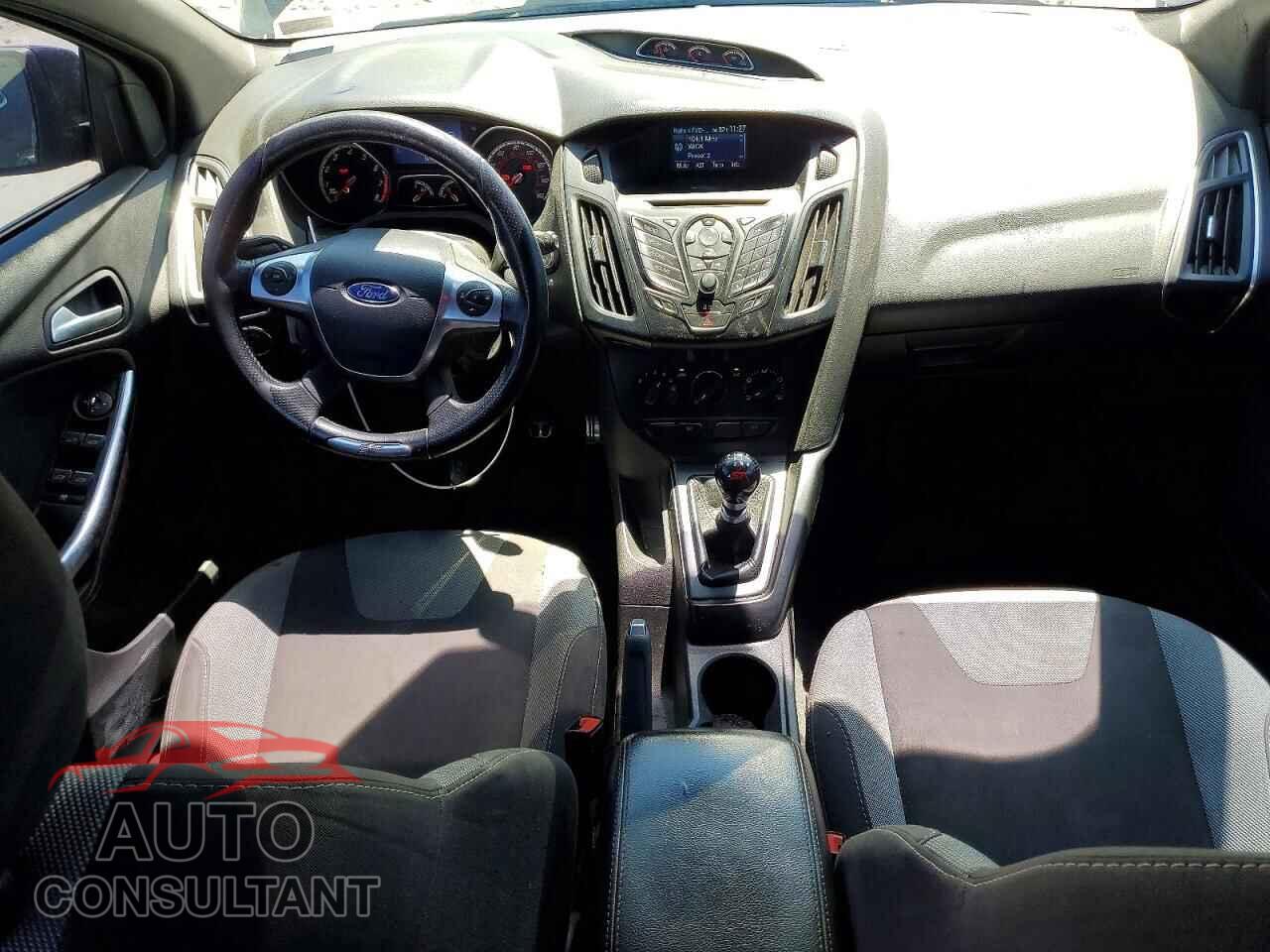 FORD FOCUS 2014 - 1FADP3L96EL204399