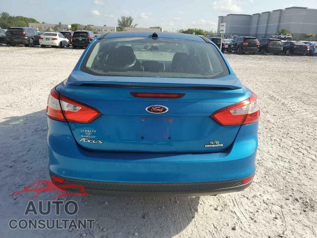 FORD FOCUS 2013 - 1FADP3F2XDL175079