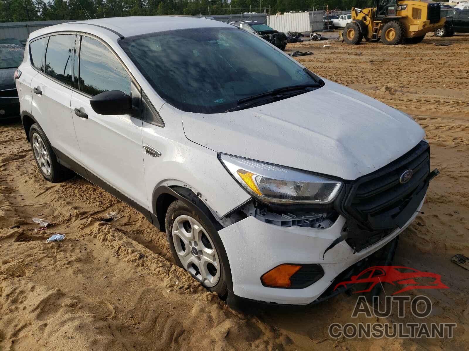 FORD ESCAPE 2017 - 1FMCU0F76HUD84484