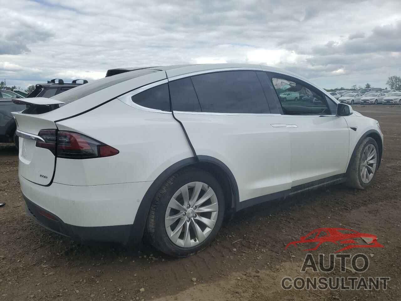 TESLA MODEL X 2017 - 5YJXCDE26HF072583