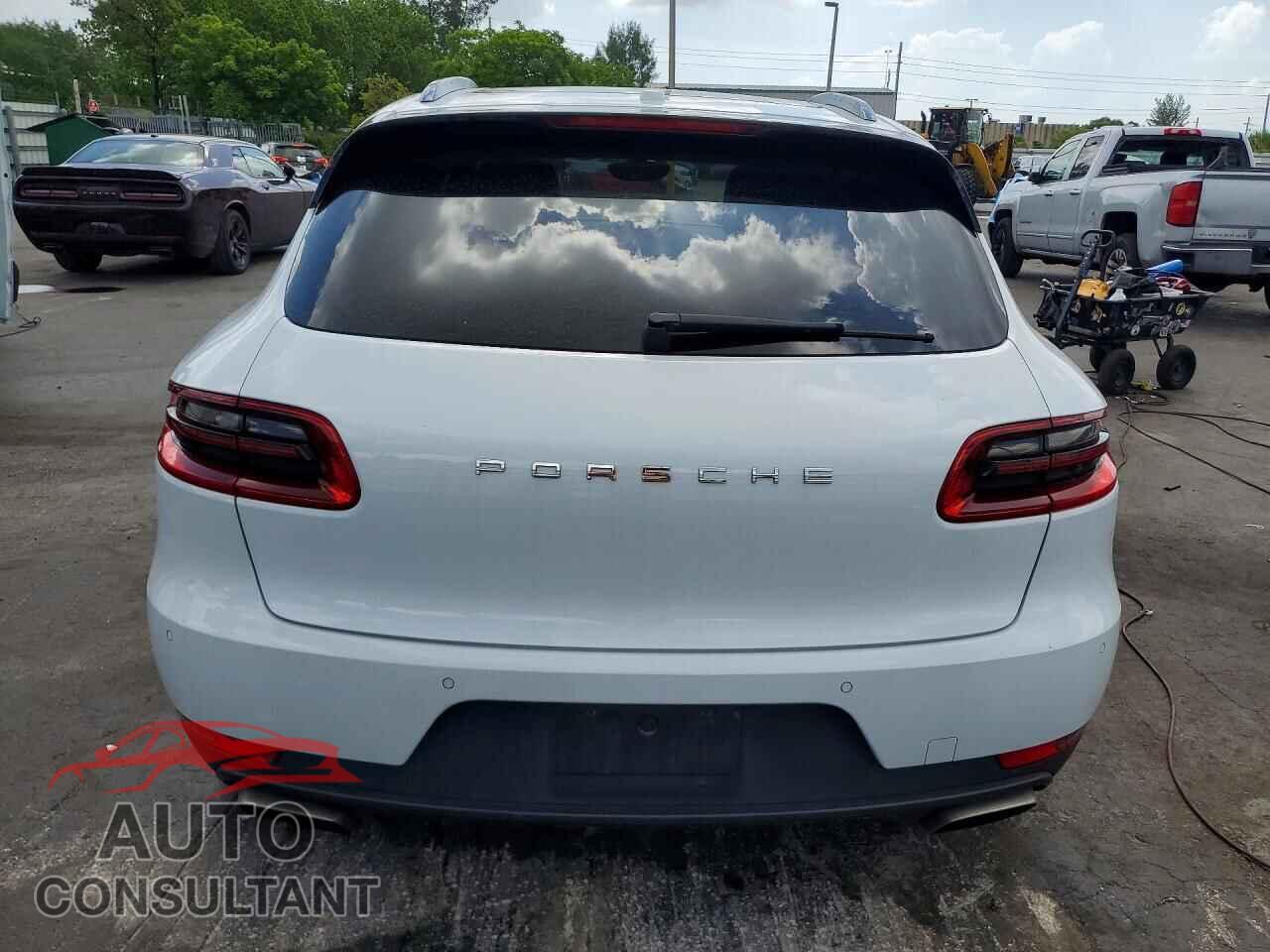 PORSCHE MACAN 2017 - WP1AA2A59HLB02218