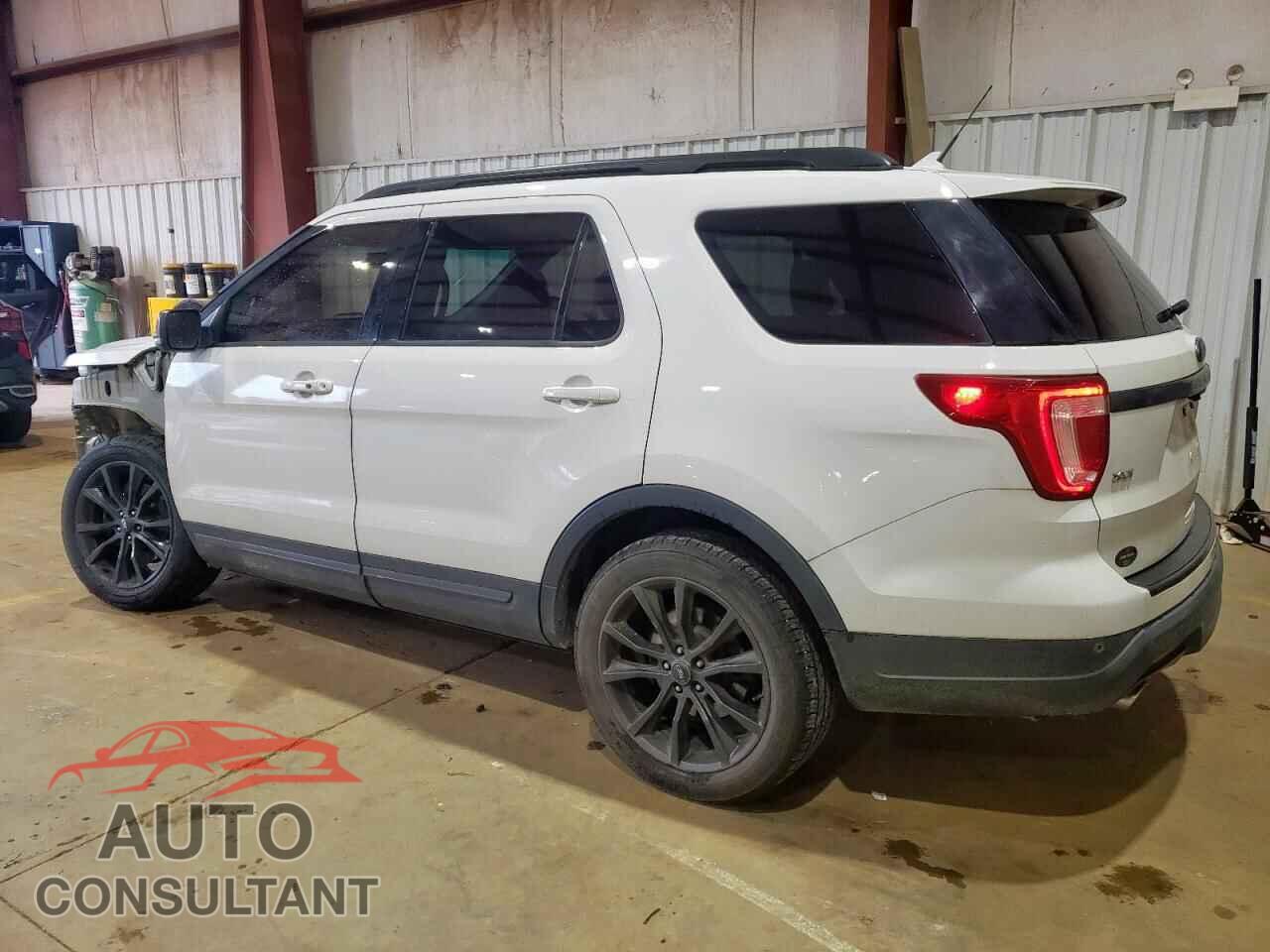FORD EXPLORER 2018 - 1FM5K7D82JGB75010
