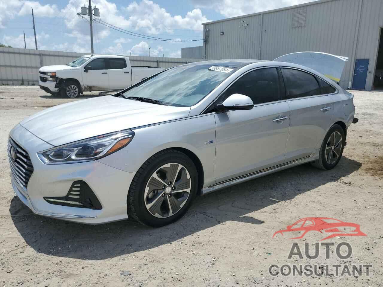 HYUNDAI SONATA 2018 - KMHE34L31JA087196