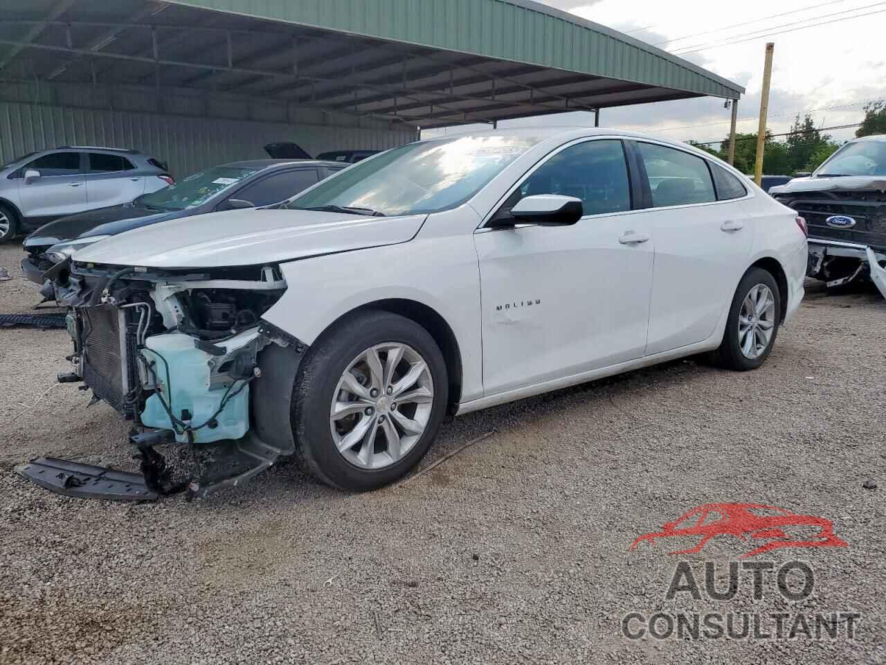CHEVROLET MALIBU 2021 - 1G1ZD5ST5MF028288