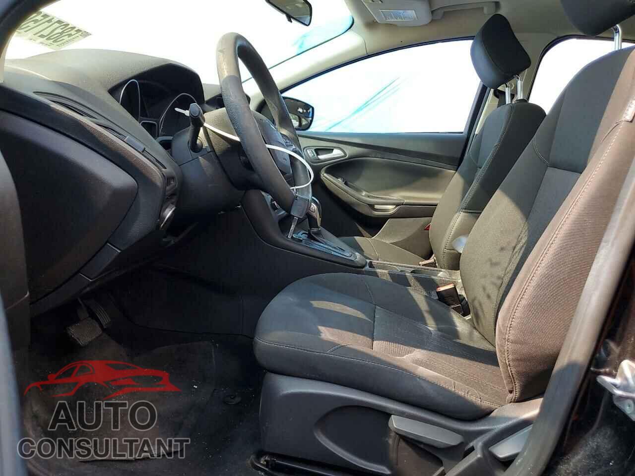FORD FOCUS 2016 - 1FADP3F24GL389232