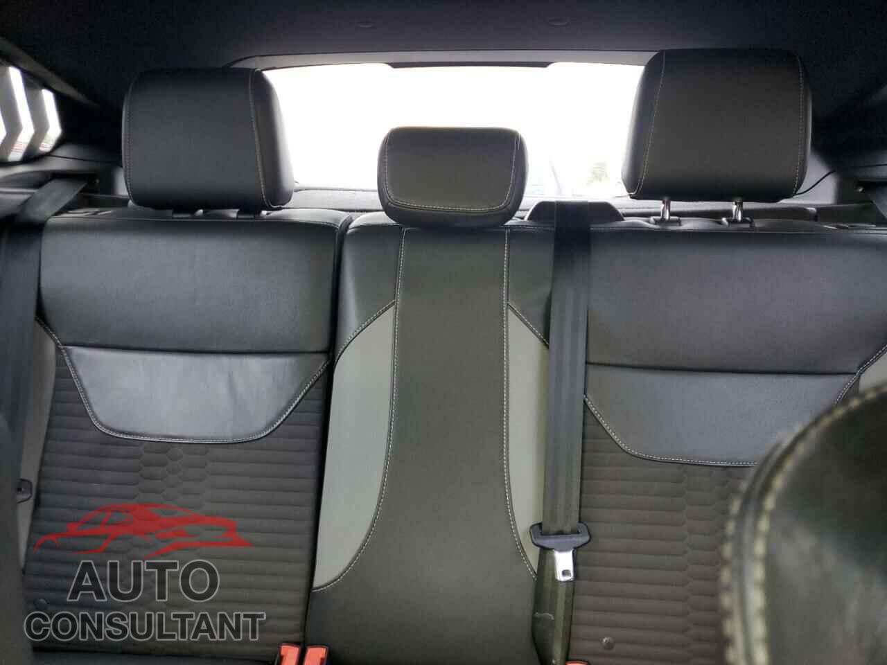 FORD FOCUS 2015 - 1FADP3L91FL219961