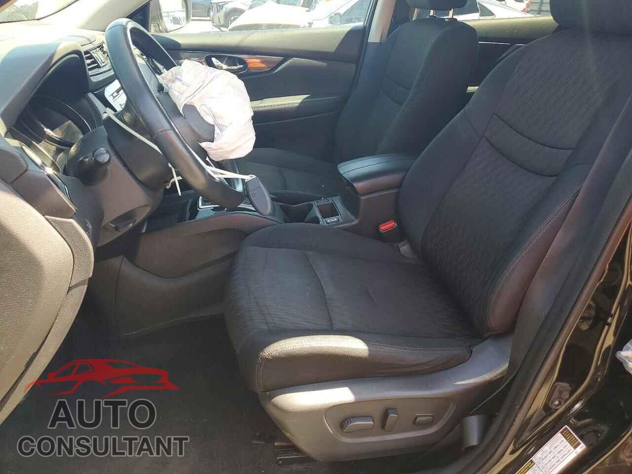 NISSAN ROGUE 2017 - 5N1AT2MT7HC824384
