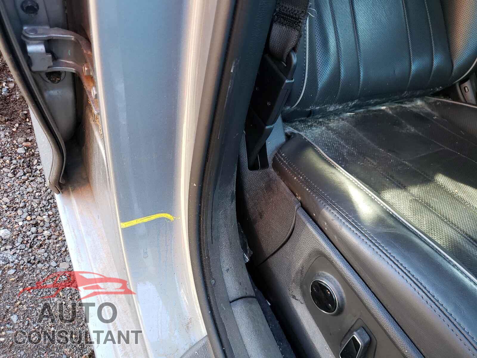 HYUNDAI GENESIS 2016 - KMHGN4JE4GU141086