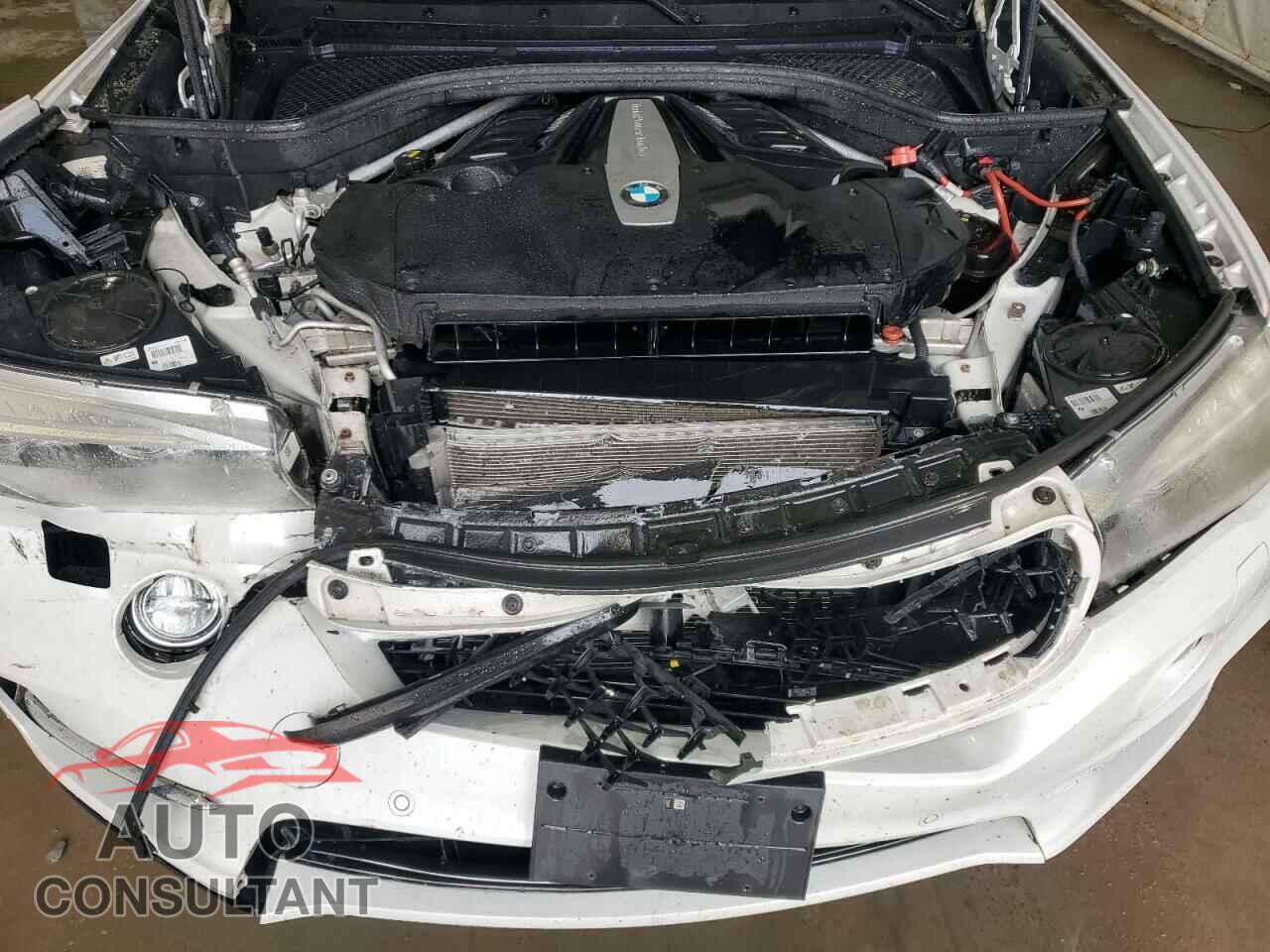 BMW X5 2015 - 5UXKR6C59F0J75671