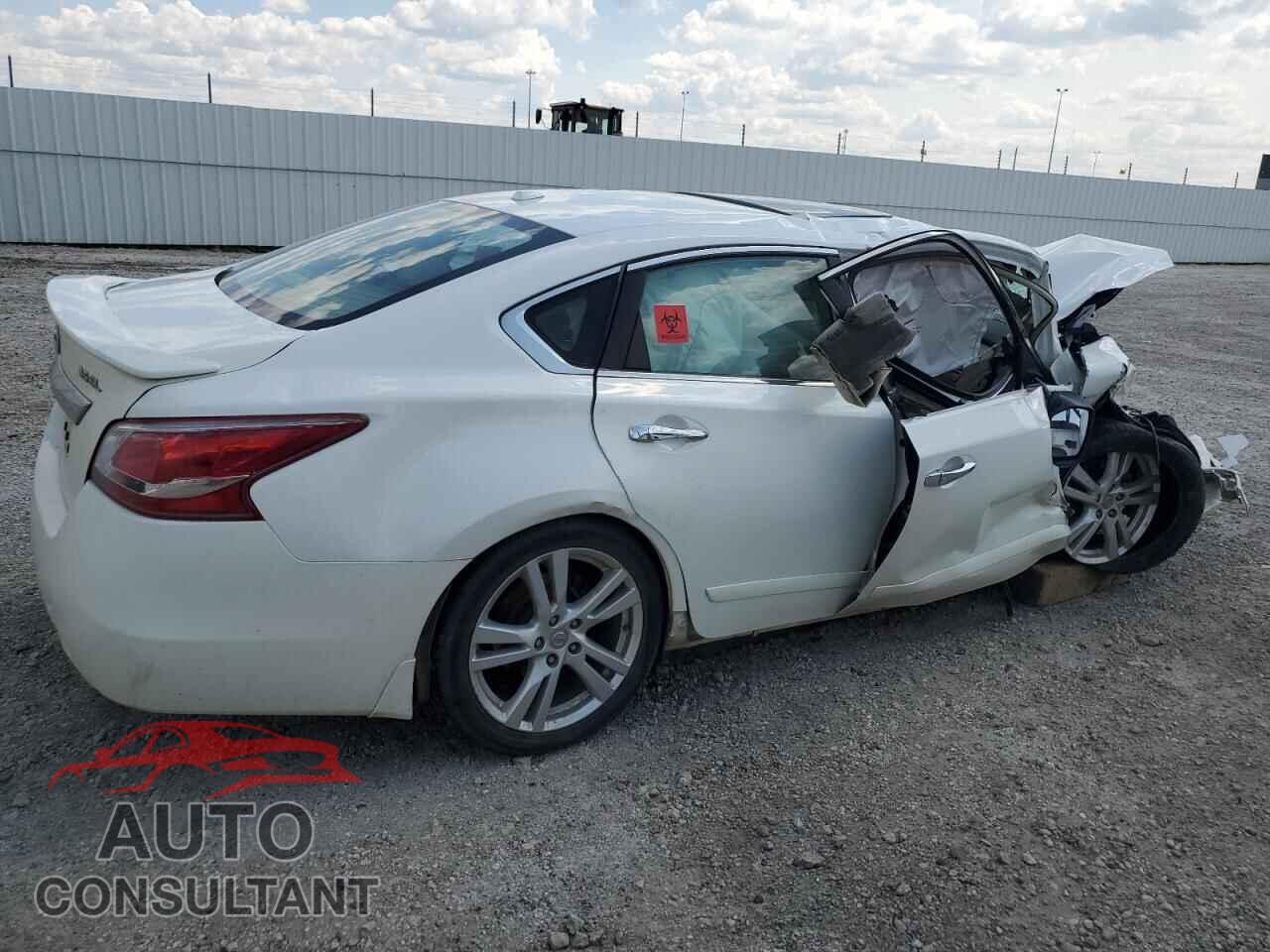 NISSAN ALTIMA 2013 - 1N4BL3AP1DN546074