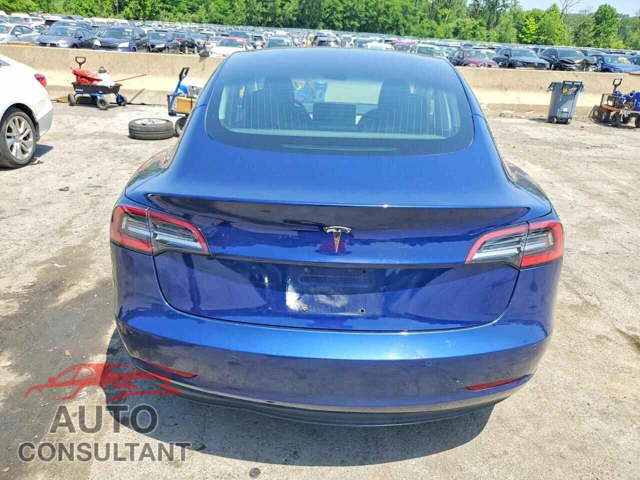 TESLA MODEL 3 2018 - 5YJ3E1EA2JF077994