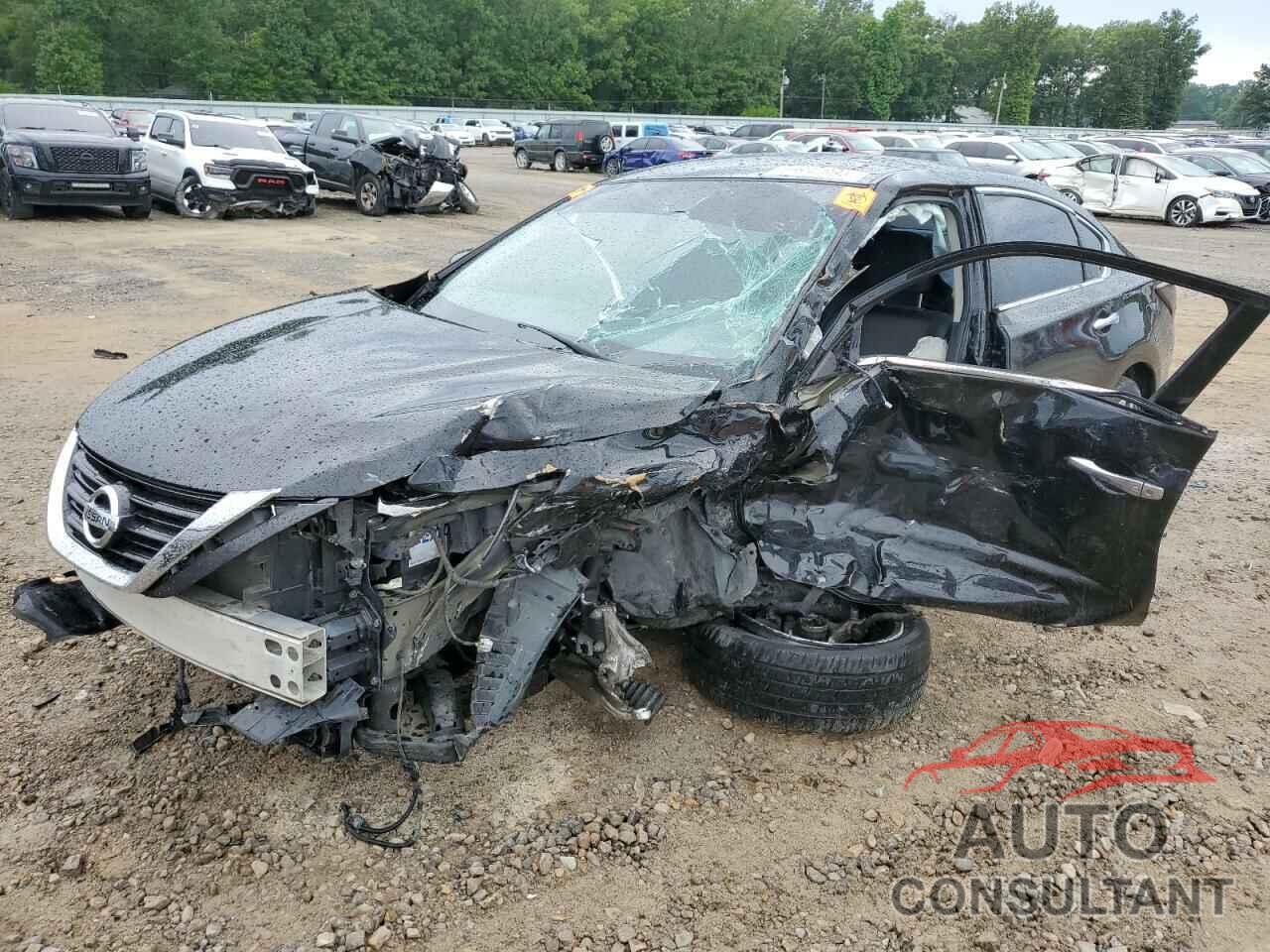 NISSAN ALTIMA 2017 - 1N4AL3AP4HN315171