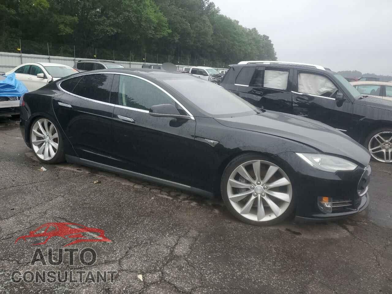 TESLA MODEL S 2013 - 5YJSA1DN0DFP13991