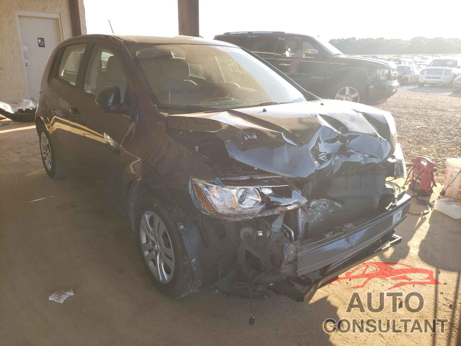 CHEVROLET SONIC 2020 - 1G1JG6SB4L4130581