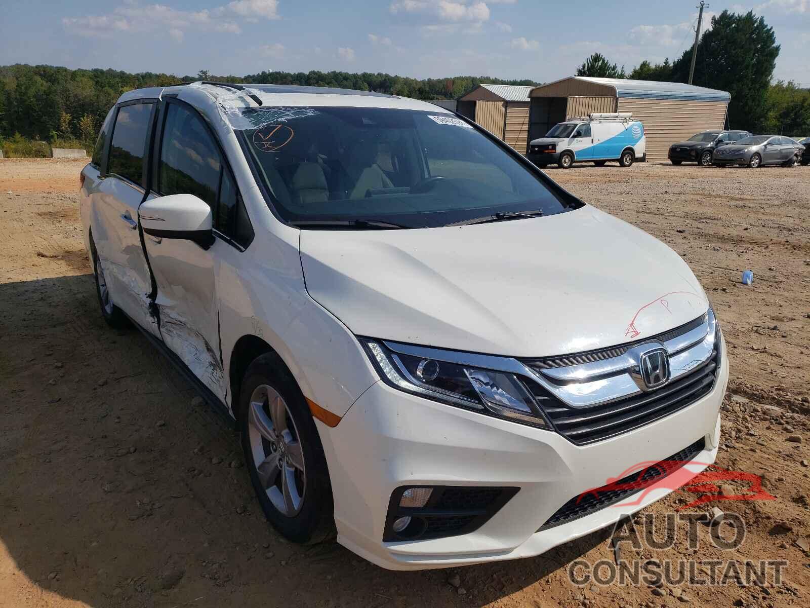 HONDA ODYSSEY 2018 - 5FNRL6H76JB092852