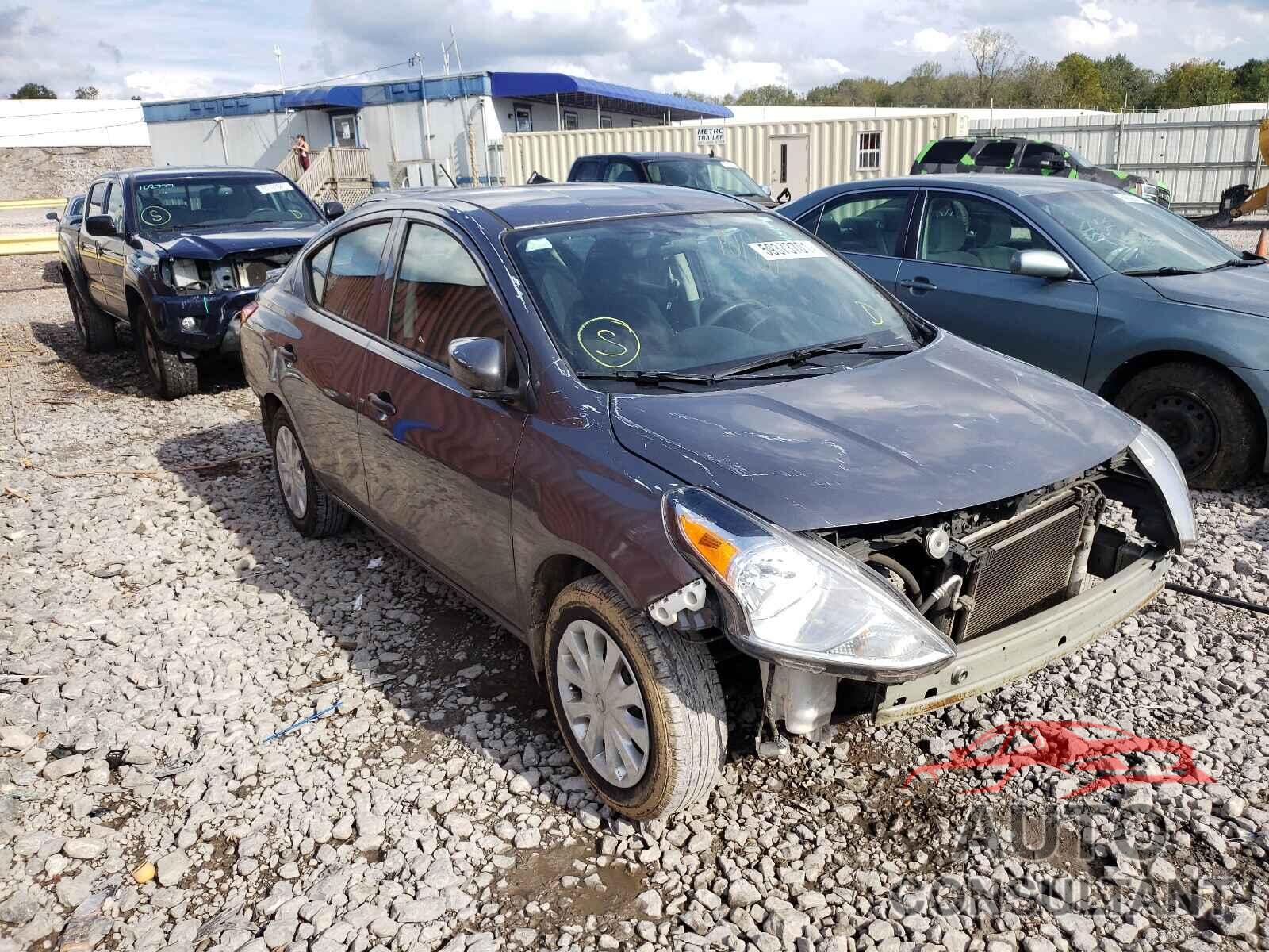NISSAN VERSA 2018 - 3N1CN7AP9JL835122