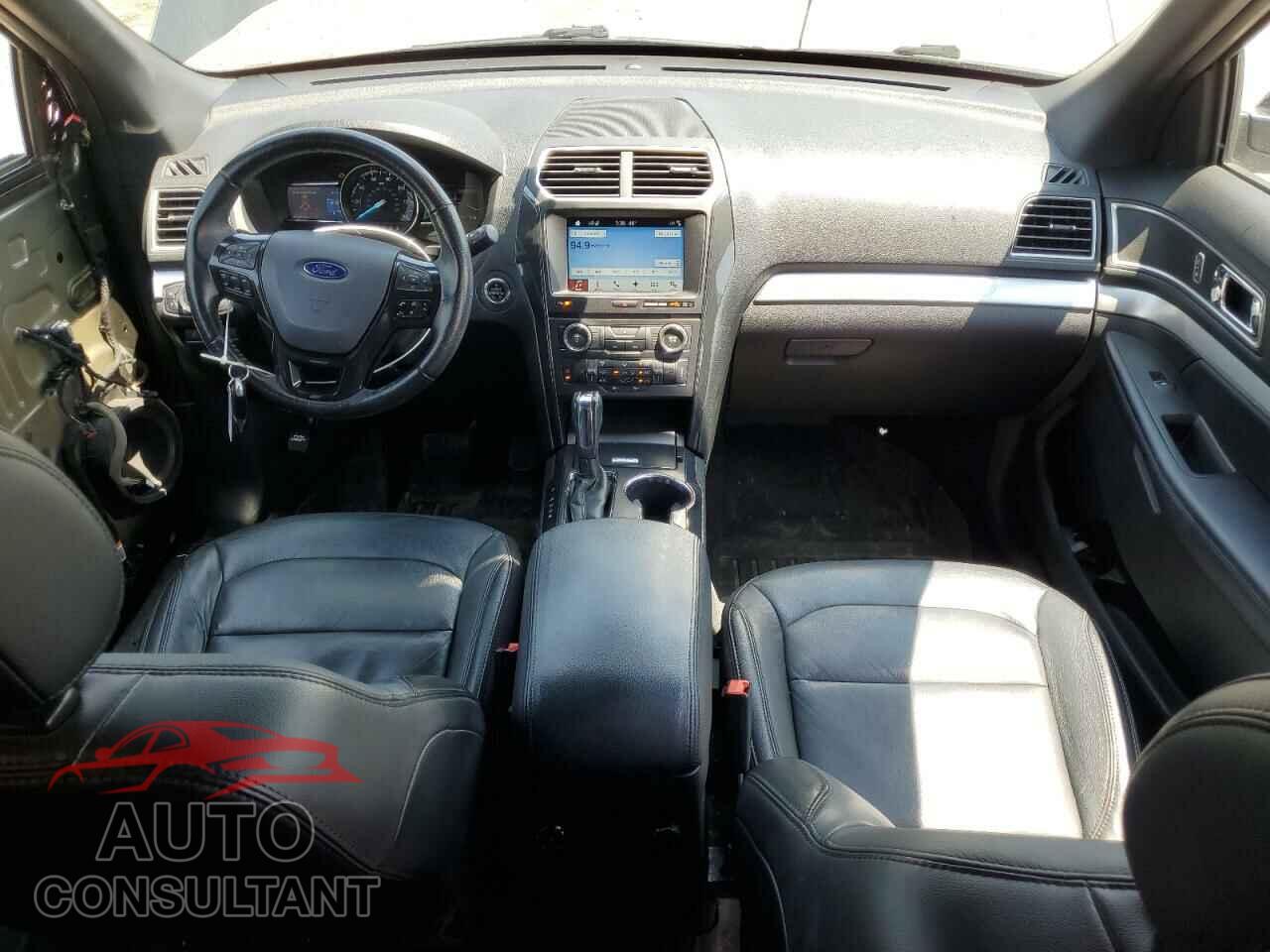 FORD EXPLORER 2017 - 1FM5K8D88HGD52563