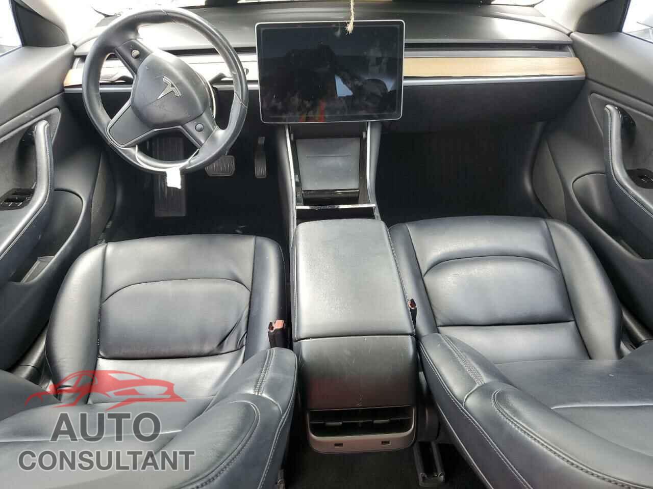 TESLA MODEL 3 2018 - 5YJ3E1EA0JF013517