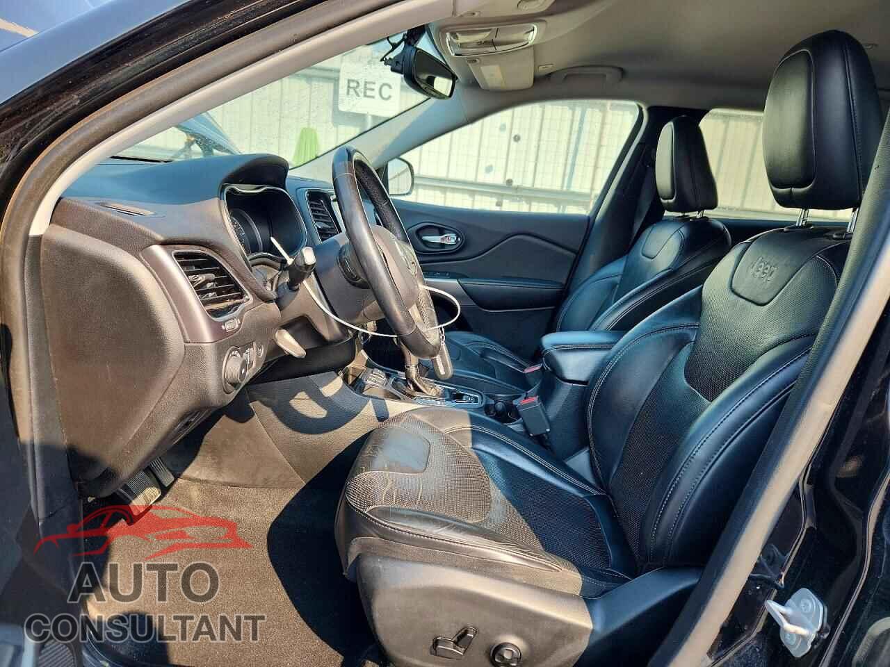 JEEP CHEROKEE 2019 - 1C4PJLDB7KD278317
