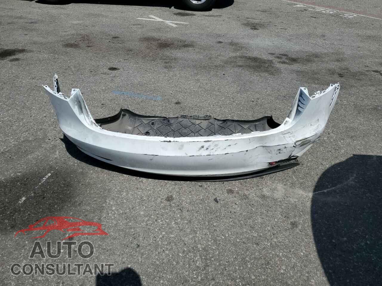 TESLA MODEL 3 2023 - 5YJ3E1EA1PF432209
