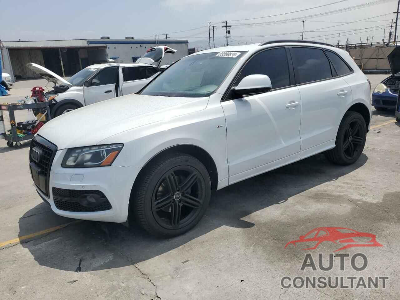 AUDI Q5 2012 - WA1DKAFP1CA113745