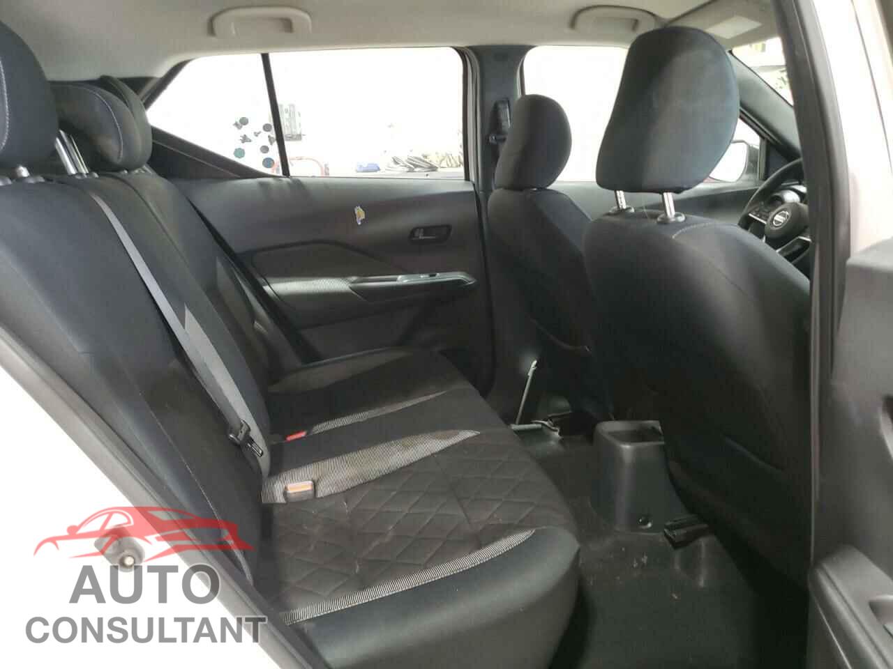 NISSAN KICKS 2019 - 3N1CP5CU3KL548443