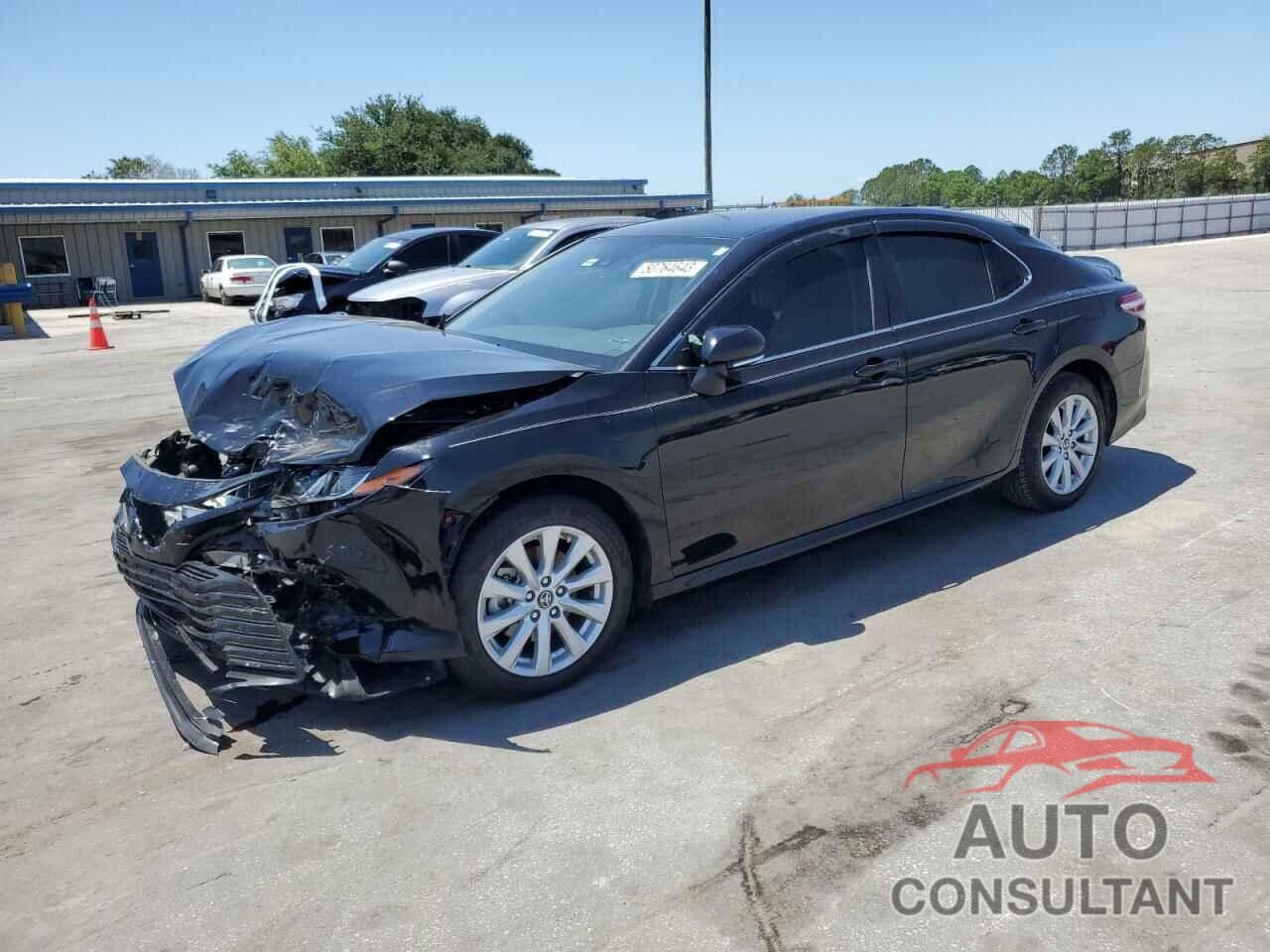 TOYOTA CAMRY 2019 - 4T1B11HK1KU698076