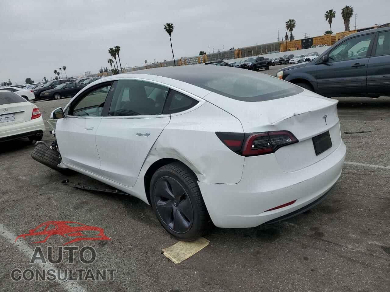 TESLA MODEL 3 2020 - 5YJ3E1EA5LF747010