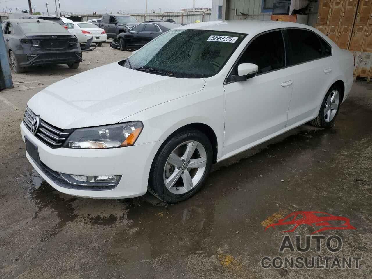 VOLKSWAGEN PASSAT 2015 - 1VWAT7A39FC092582