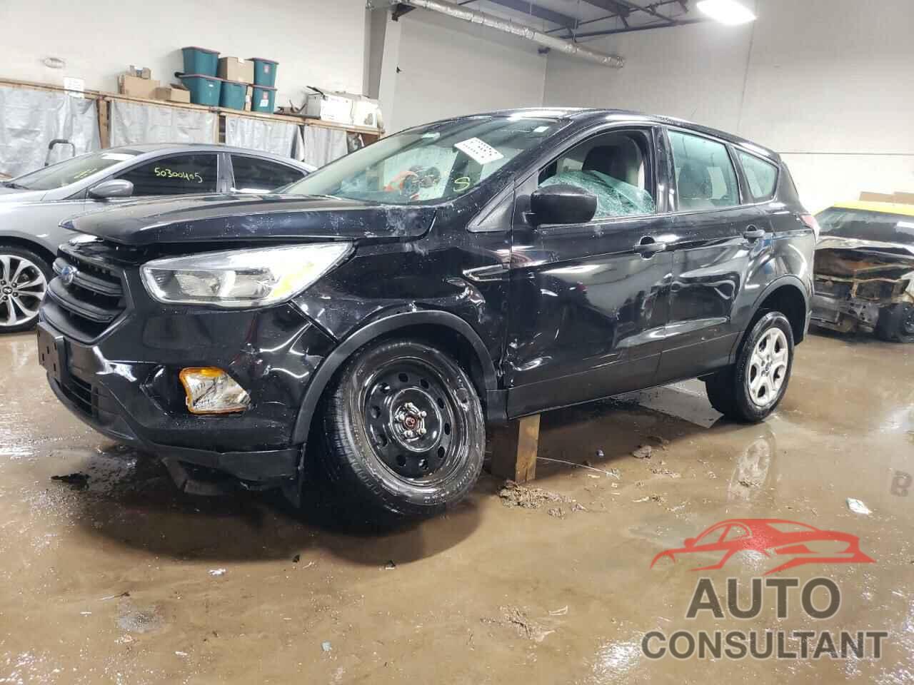 FORD ESCAPE 2017 - 1FMCU0F75HUB86589