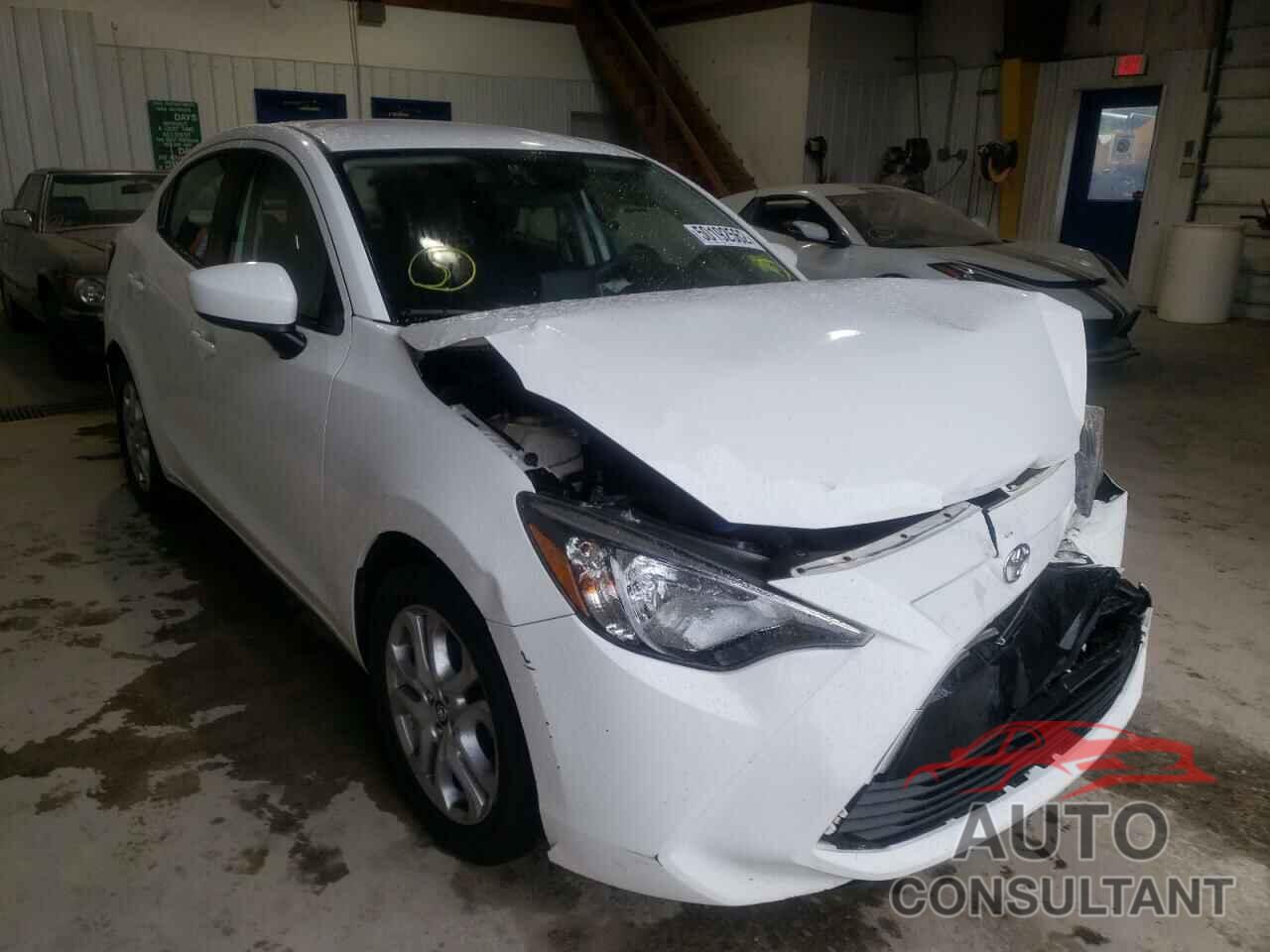 TOYOTA YARIS 2017 - 3MYDLBYV2HY156421