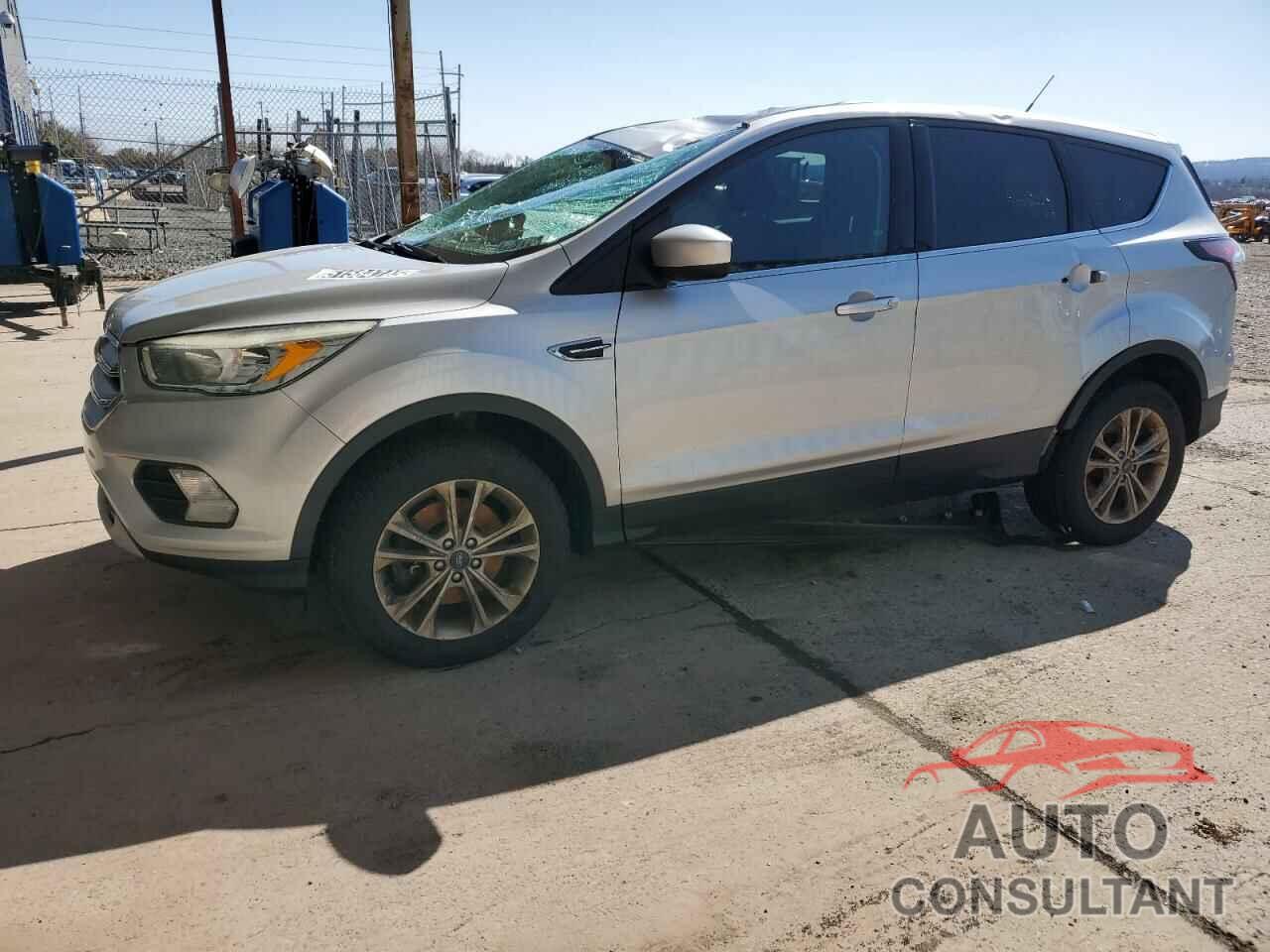 FORD ESCAPE 2017 - 1FMCU9GD8HUB45575