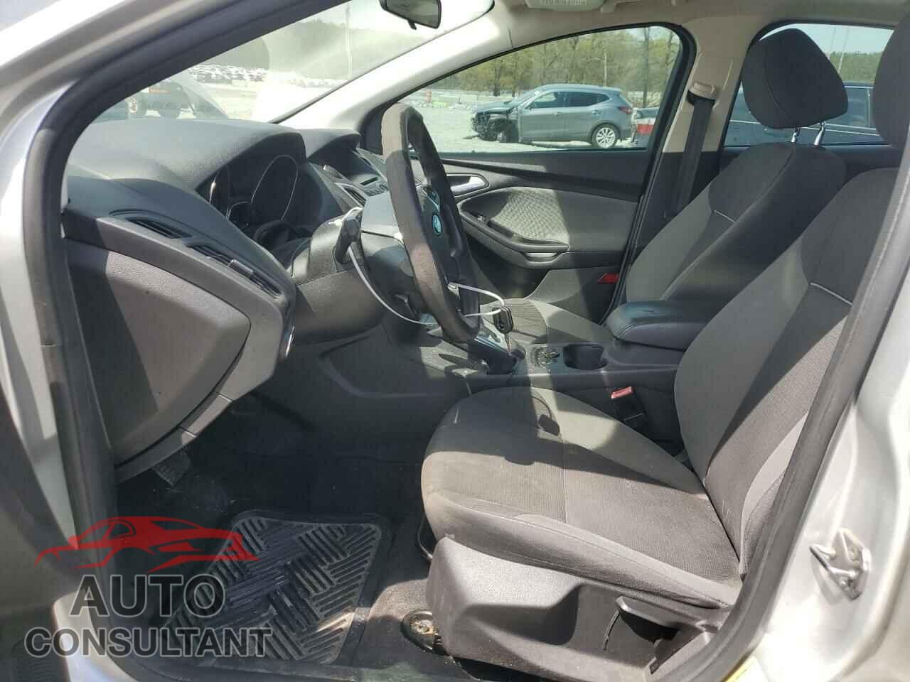 FORD FOCUS 2013 - 1FADP3F2XDL258267