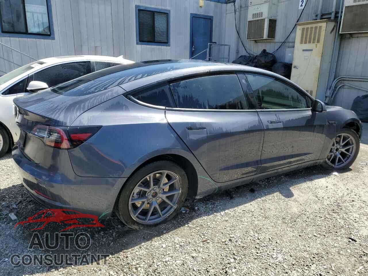 TESLA MODEL 3 2022 - 5YJ3E1EA2NF374074