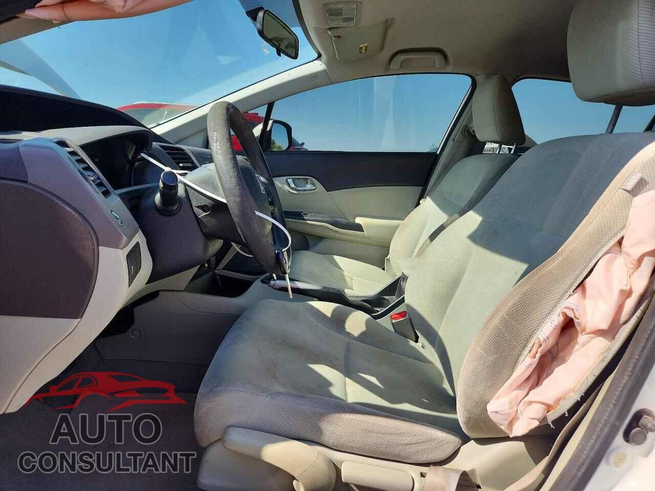 HONDA CIVIC 2012 - 19XFB2F50CE383100