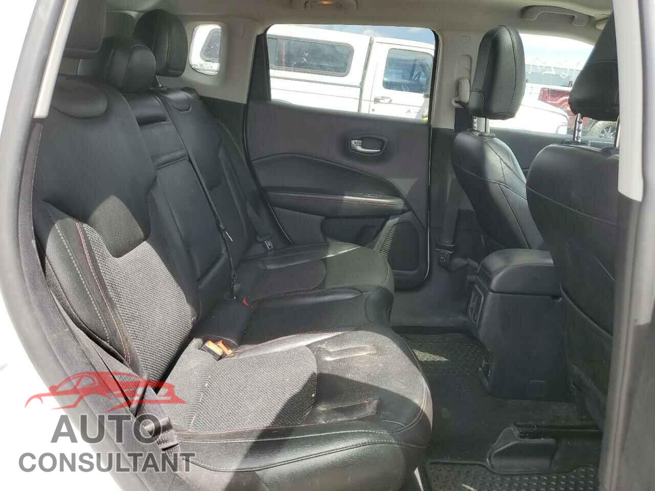 JEEP COMPASS 2019 - 3C4NJDDB2KT690314