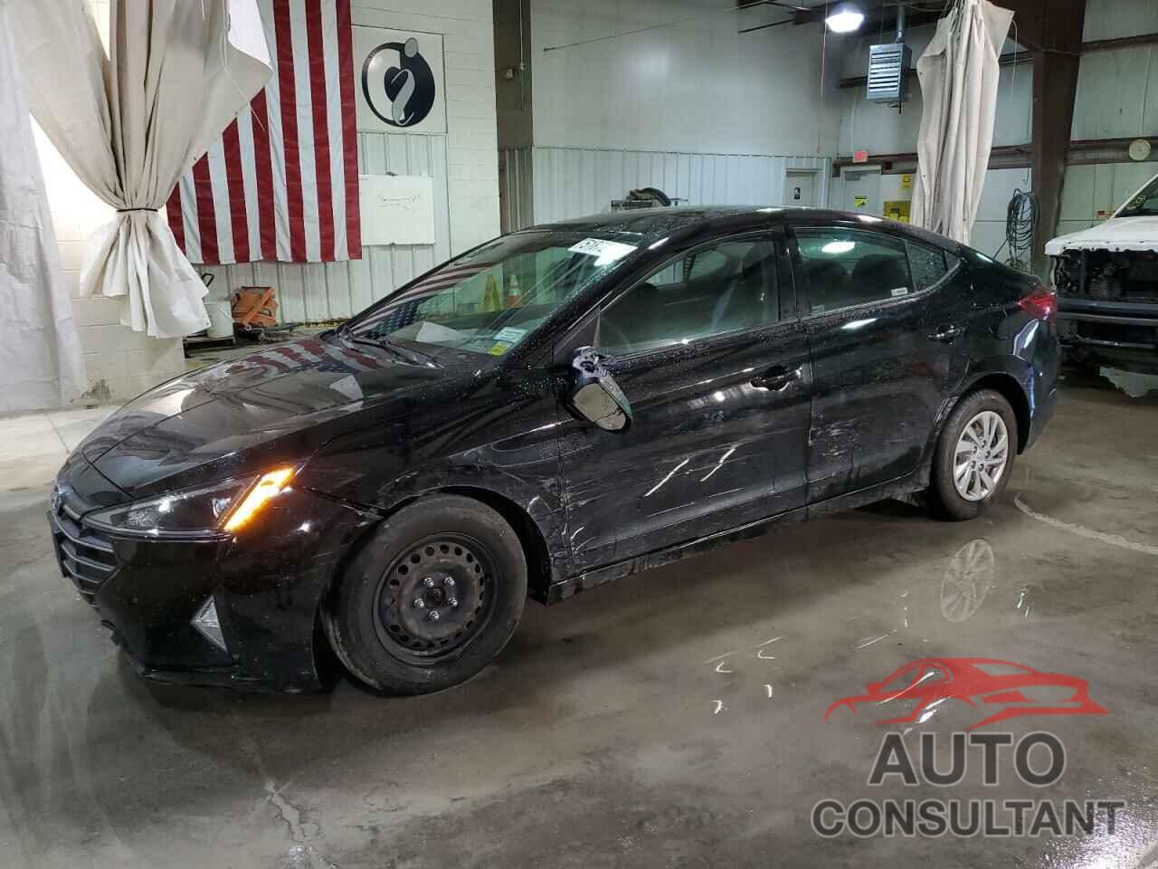 HYUNDAI ELANTRA 2019 - KMHD74LF5KU882570
