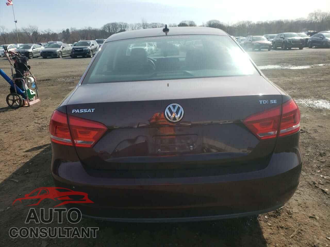 VOLKSWAGEN PASSAT 2013 - 1VWBN7A38DC011843