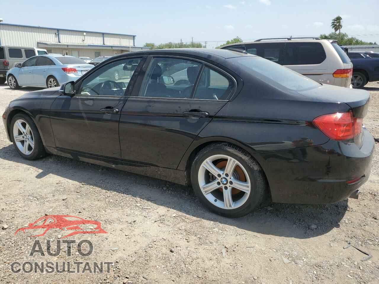 BMW 3 SERIES 2015 - WBA3B1C55FK137367