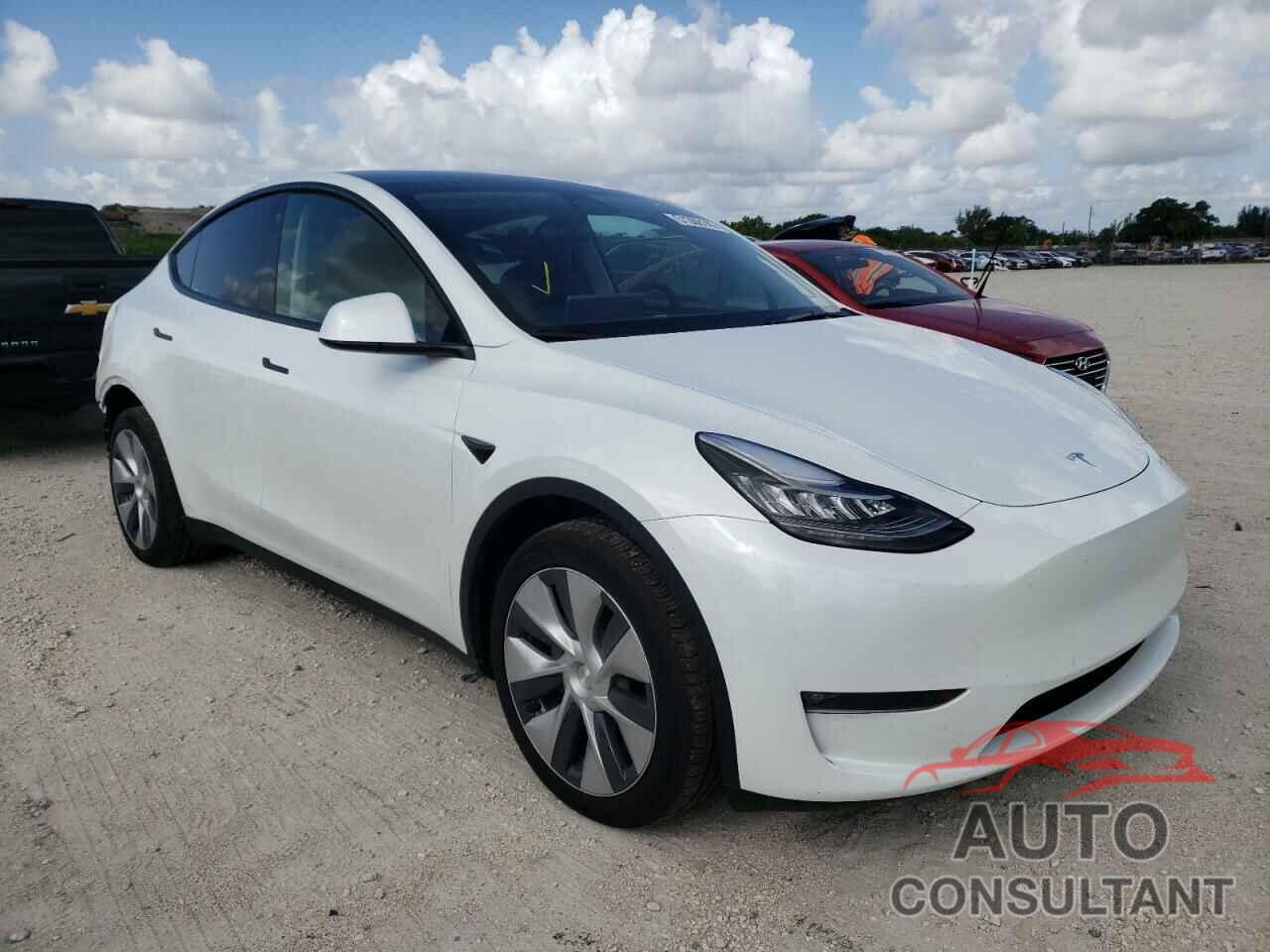 TESLA MODEL Y 2022 - 7SAYGDEE5NF331503