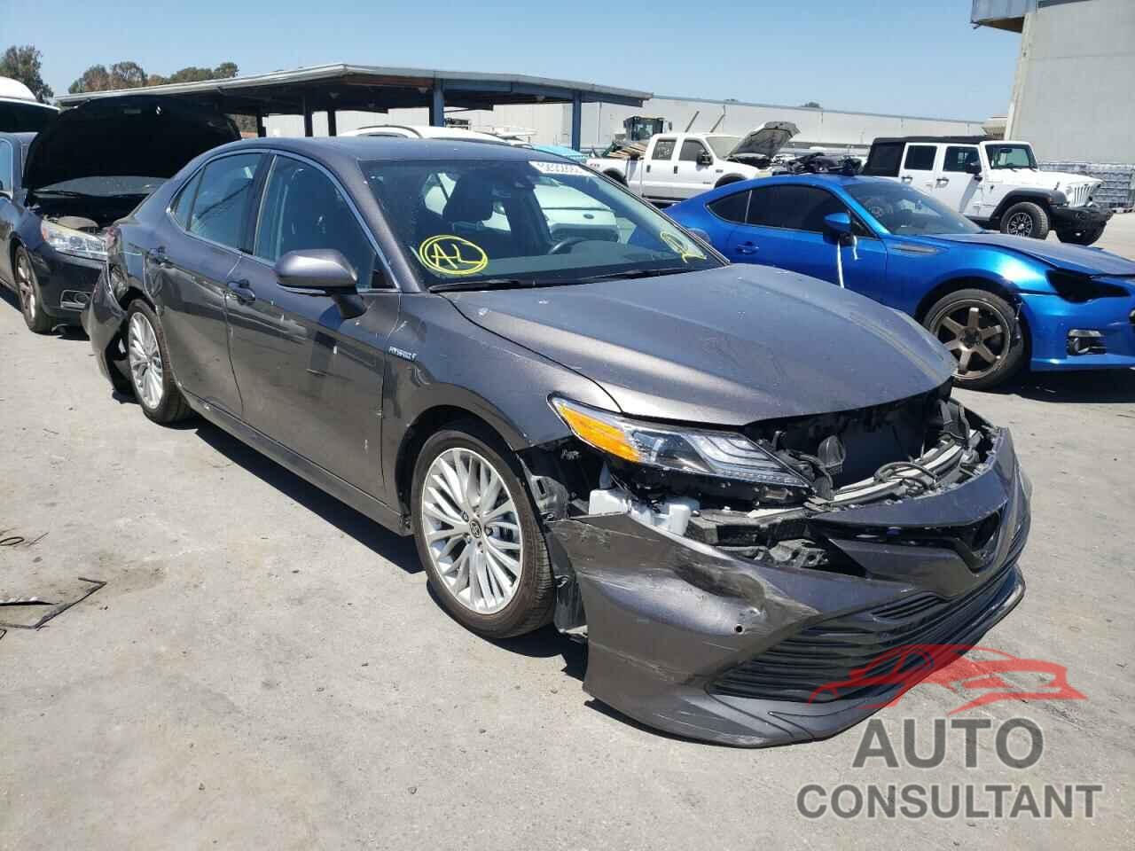 TOYOTA CAMRY 2020 - 4T1F31AK6LU545488
