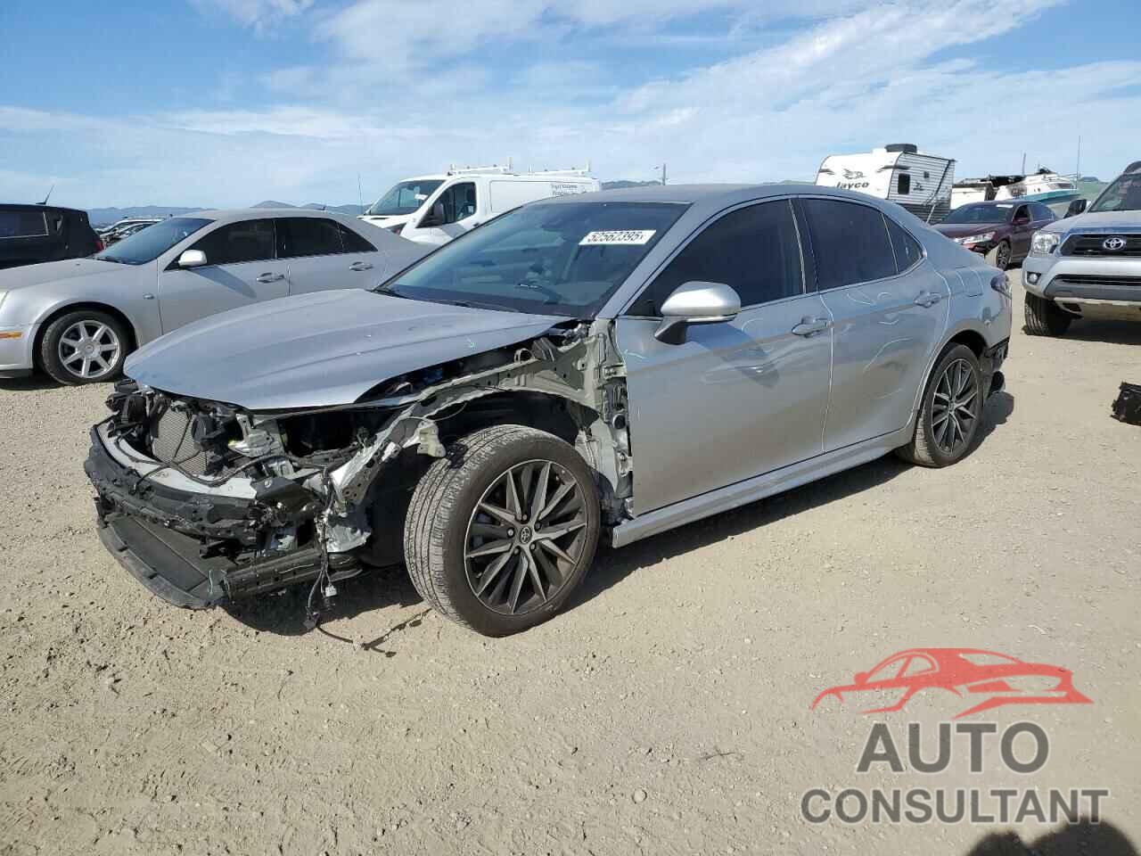 TOYOTA CAMRY 2022 - 4T1T11AK1NU702257