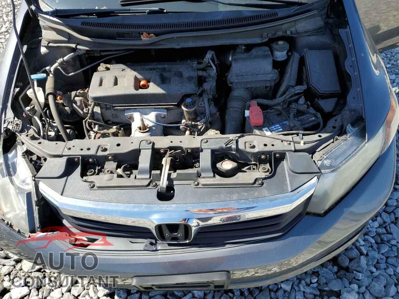HONDA CIVIC 2012 - 2HGFB2F86CH599940