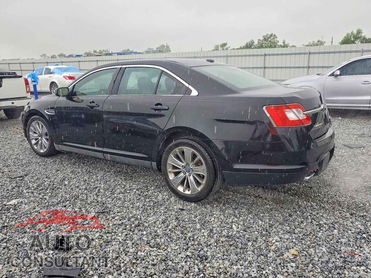 FORD TAURUS 2010 - 1FAHP2FW8AG106961