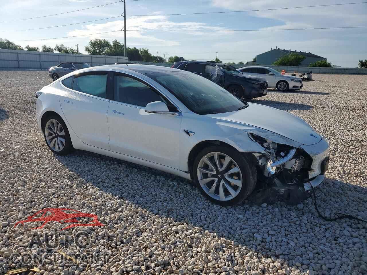TESLA MODEL 3 2019 - 5YJ3E1EA6KF466607